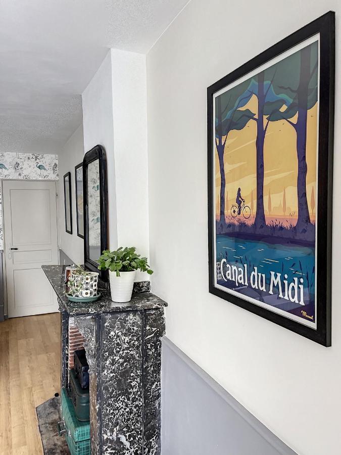 L'oiseau Bleu FLAMANT Roubia Extérieur photo